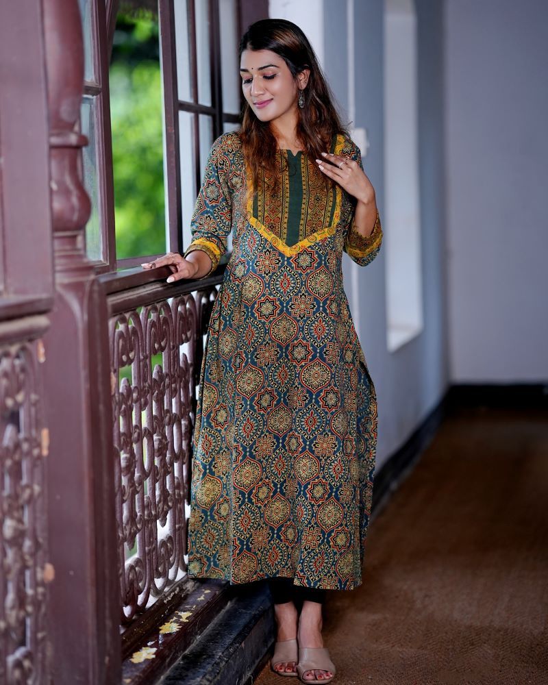 Ajrakh Cotton Y neck Straight cut Kurta with 3/4 Sleeves , Bottle Green, KA1028