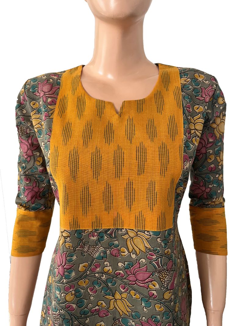Kalamkari Cotton Y neck Straight cut Kurta with 3/4 sleeves & Ikat Patches , Grey-Yellow, KK1081