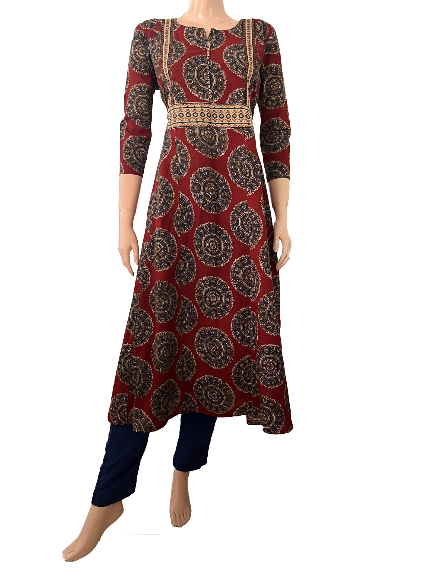 Kalamkari Cotton Paneled Y neck Kurta with Potli Button Details, Maroon, KK1082