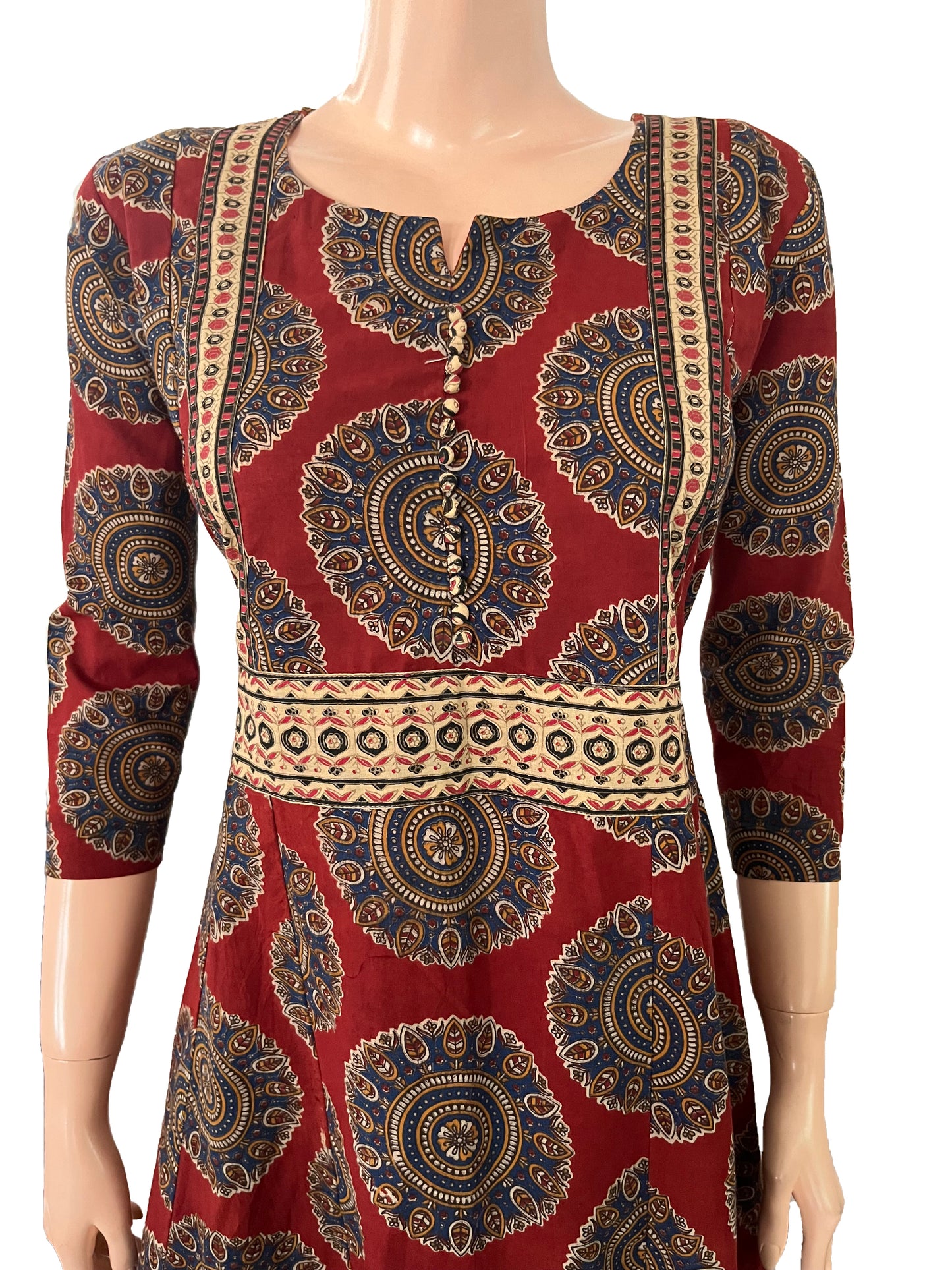 Kalamkari Cotton Paneled Y neck Kurta with Potli Button Details, Maroon, KK1082