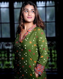 Bandhani Cotton  V-collar neck Paneled kurta with Ajrakh Patches and 3/4 Sleeves,  Olive Green,  KP1085 Bandhani Cotton  V-collar neck Paneled kurta with Ajrakh Patches and 3/4 Sleeves,  Olive Green,  KP1085