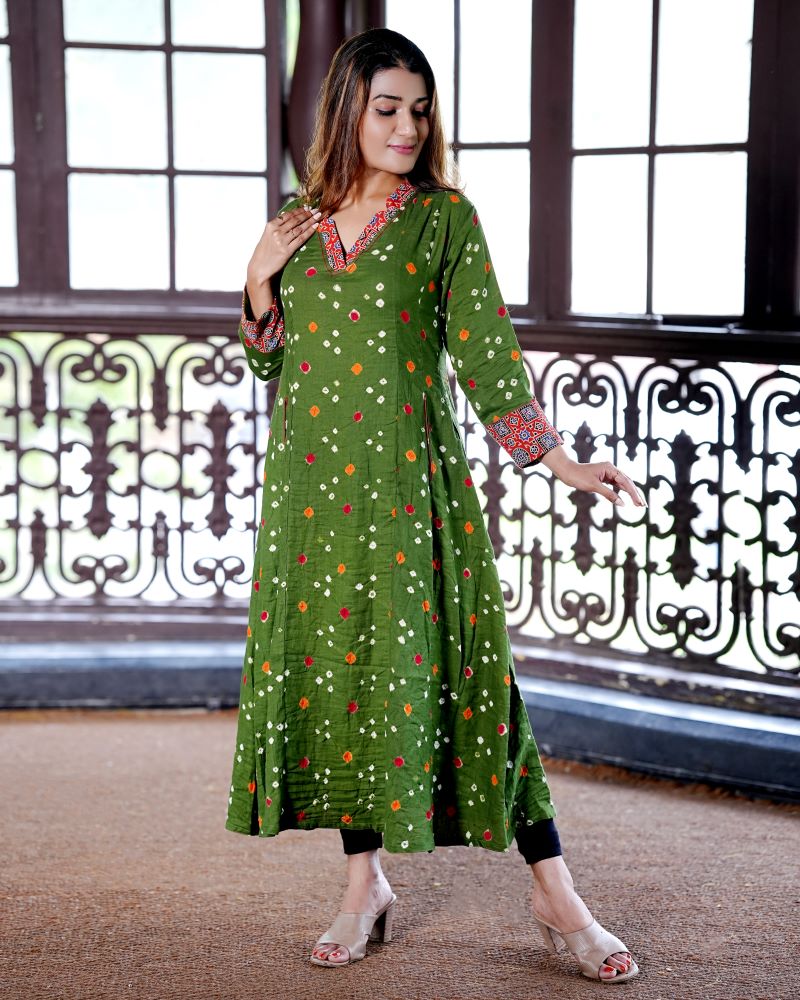 Bandhani Cotton V-collar neck Paneled kurta with Ajrakh Patches and 3/4 Sleeves, Olive Green, KP1085