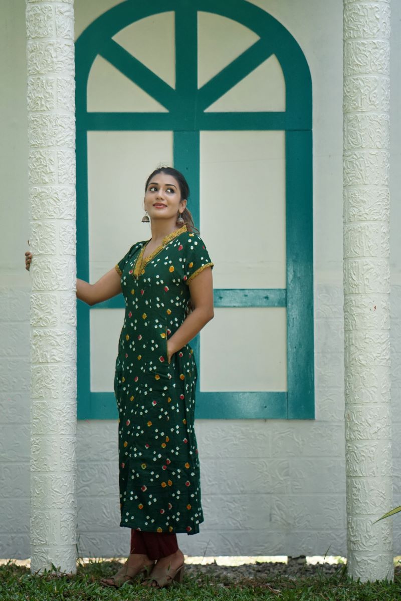 Bandhani Cotton V-collar Paneled A Line kurta with Mega Sleeves and Pockets, Bottle Green, KP1092