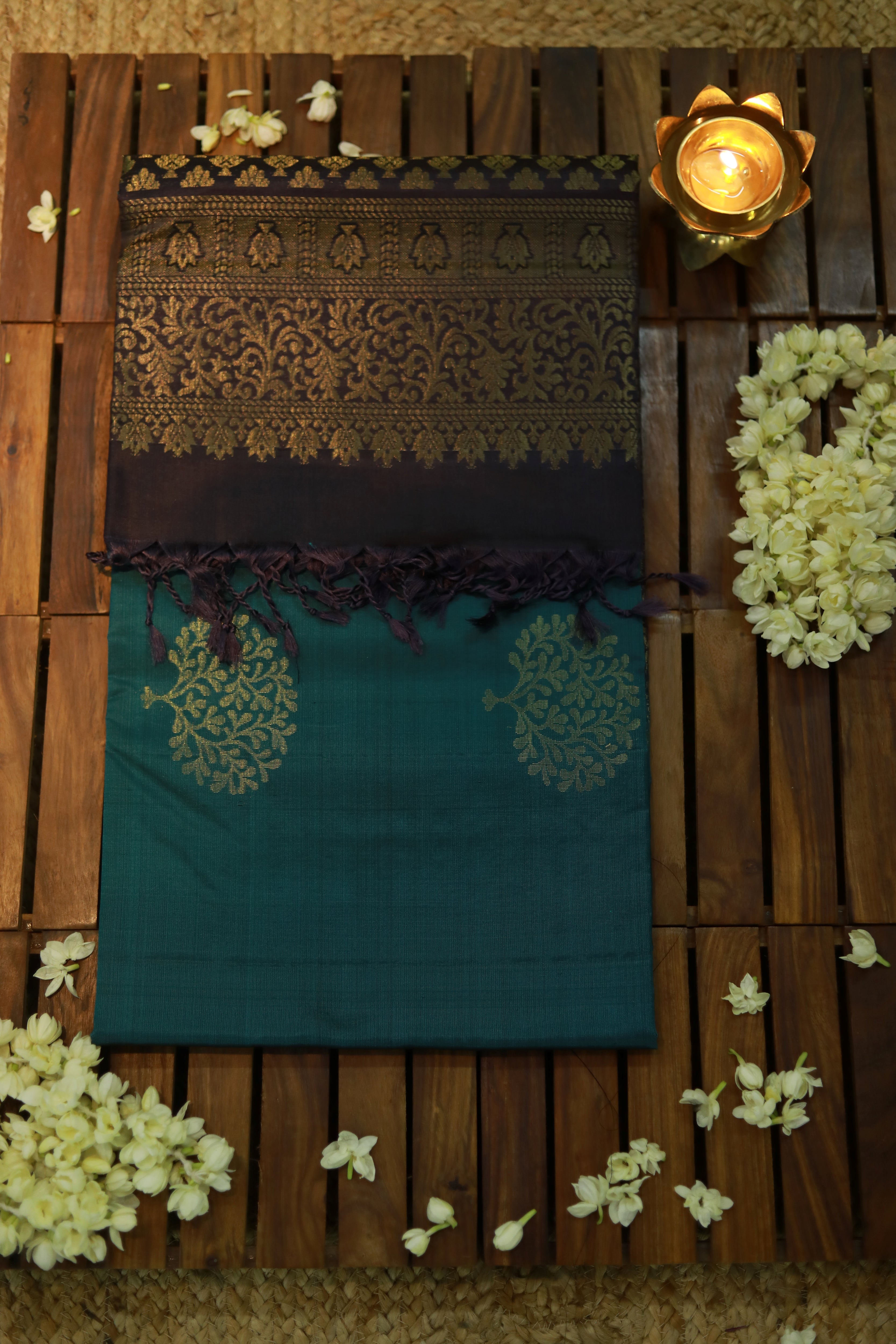 Pure Kanchipuram Soft Silk Saree with Pure Golden Butta, Contrast Border & Plain Grey Blouse Piece, Teal Green - Dark Grey, SK1006
