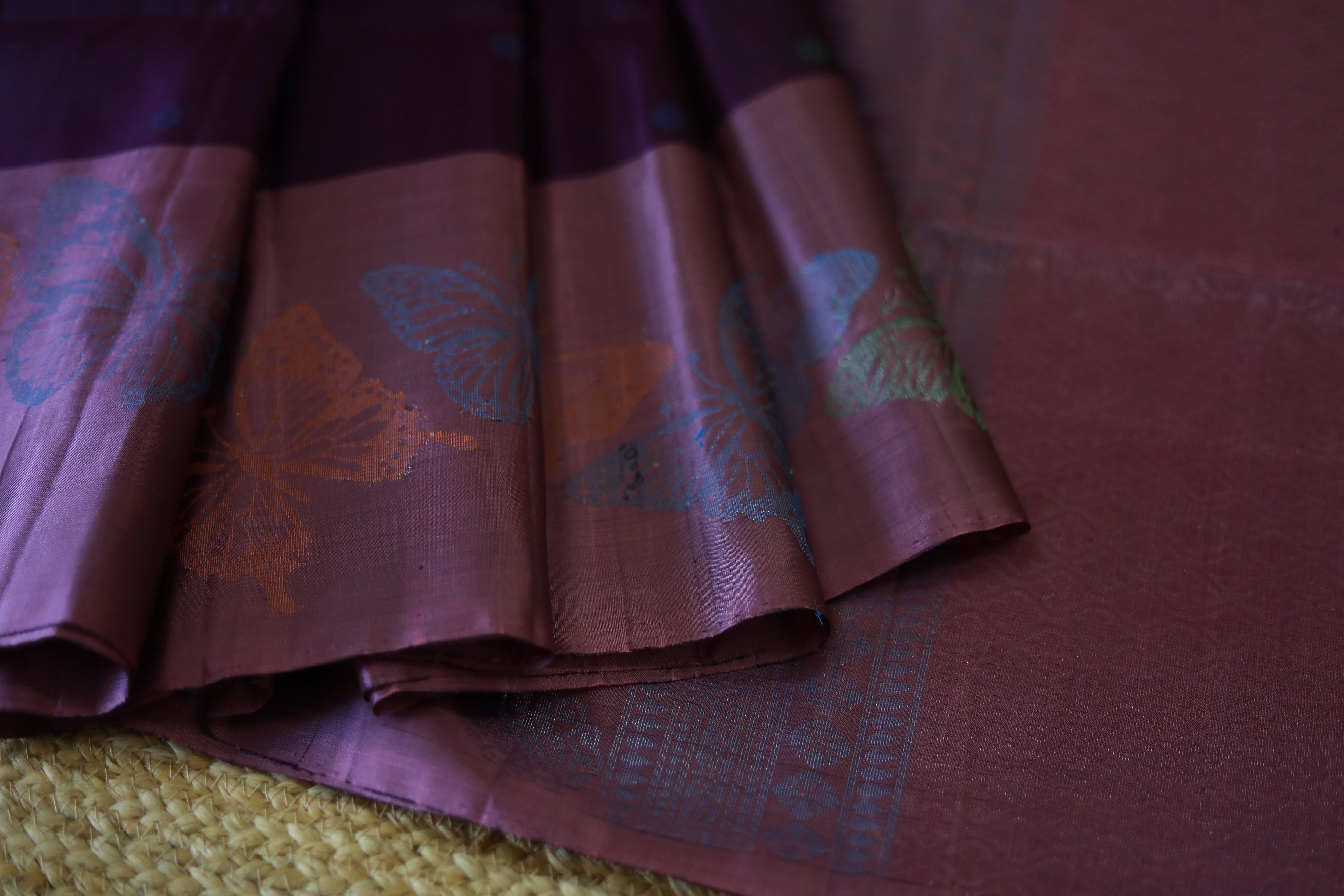 Pure Kanchipuram Soft Silk Saree with Woven Thread Butta, Zari Butterfly Woven Border in Contrast, Heavy Zari Pallu & Plain Lavendar Blouse Piece, Purple - Lavendar, SK1013