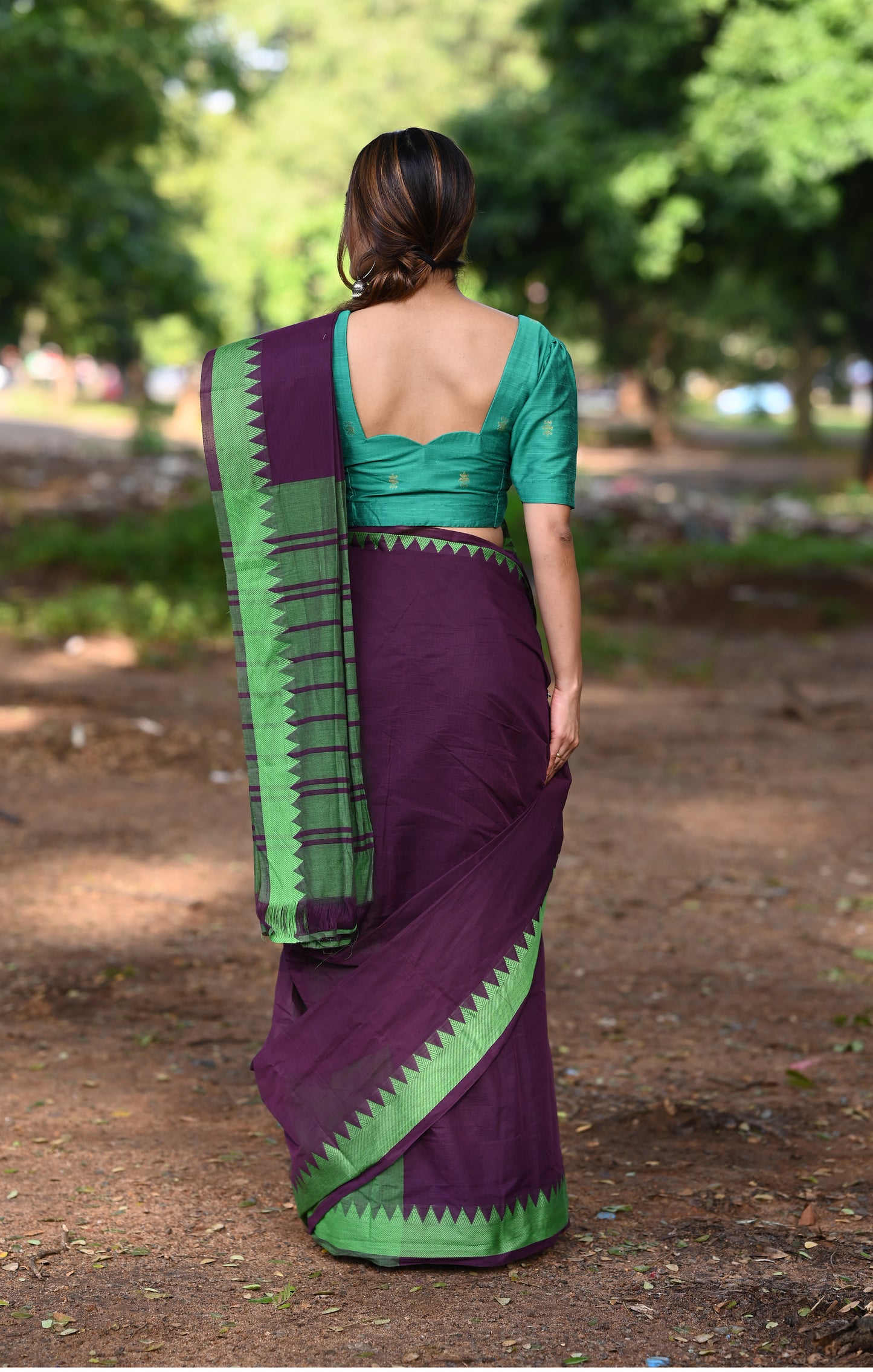 Handloom Pure Cotton Mangalgiri Saree with Woven Thread Border, Purple, SR1047