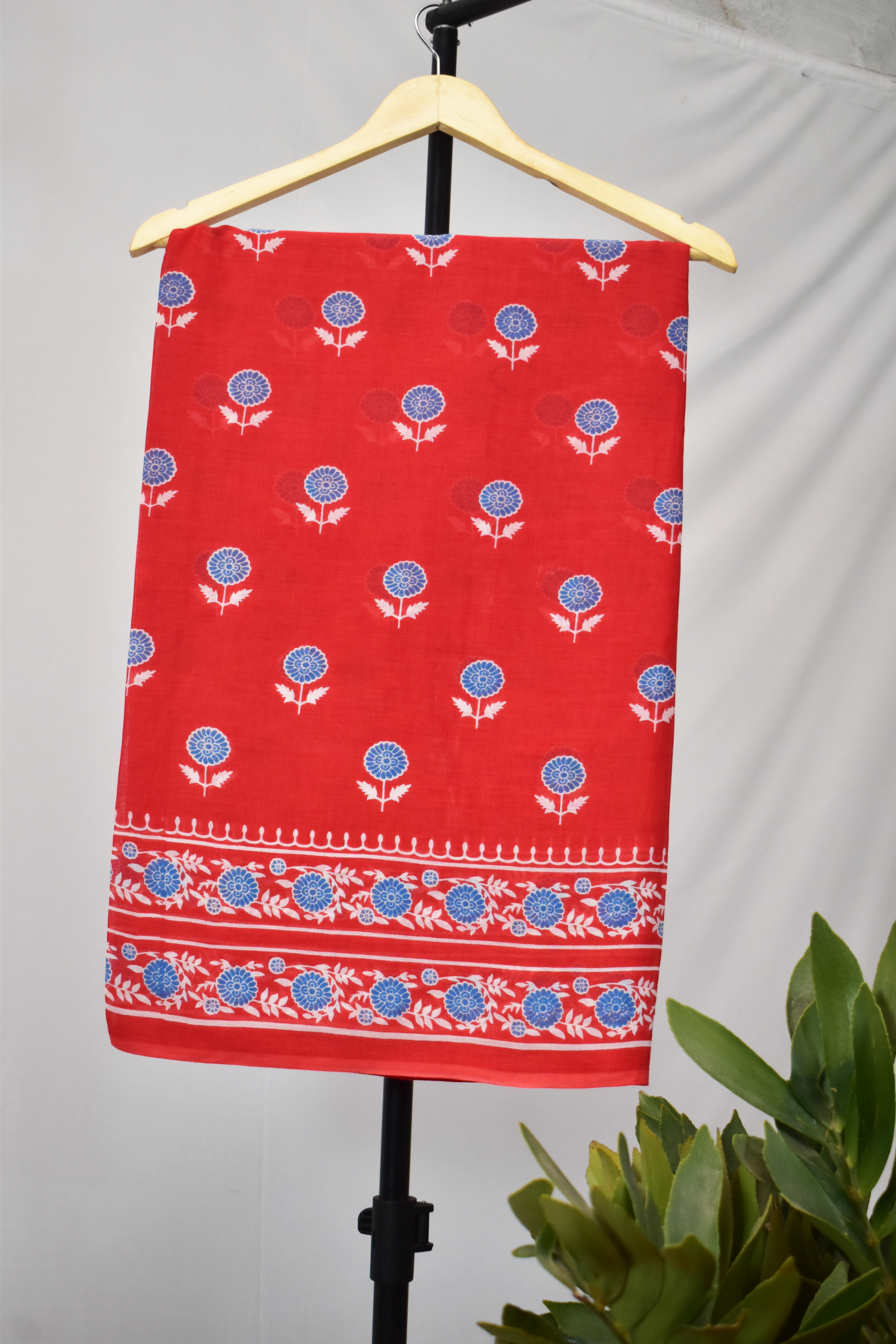 Block Printed Mul Cotton Saree, Red, SR1043