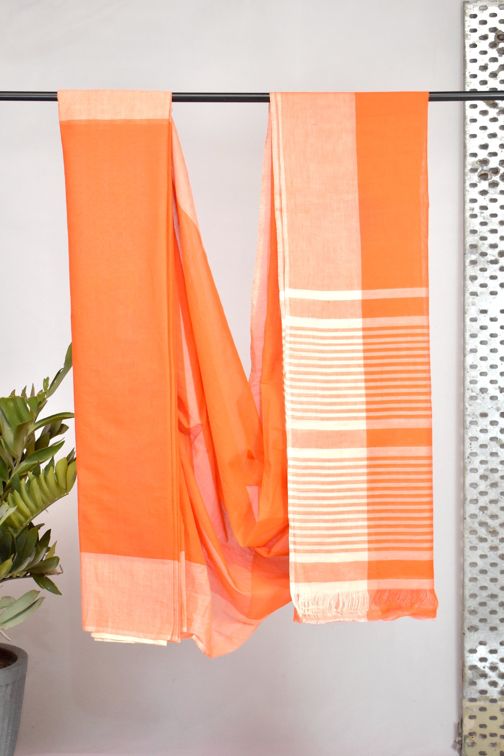 Pure Handloom Mangalgiri Cotton Saree with Contrast Border, Orange, SR1041