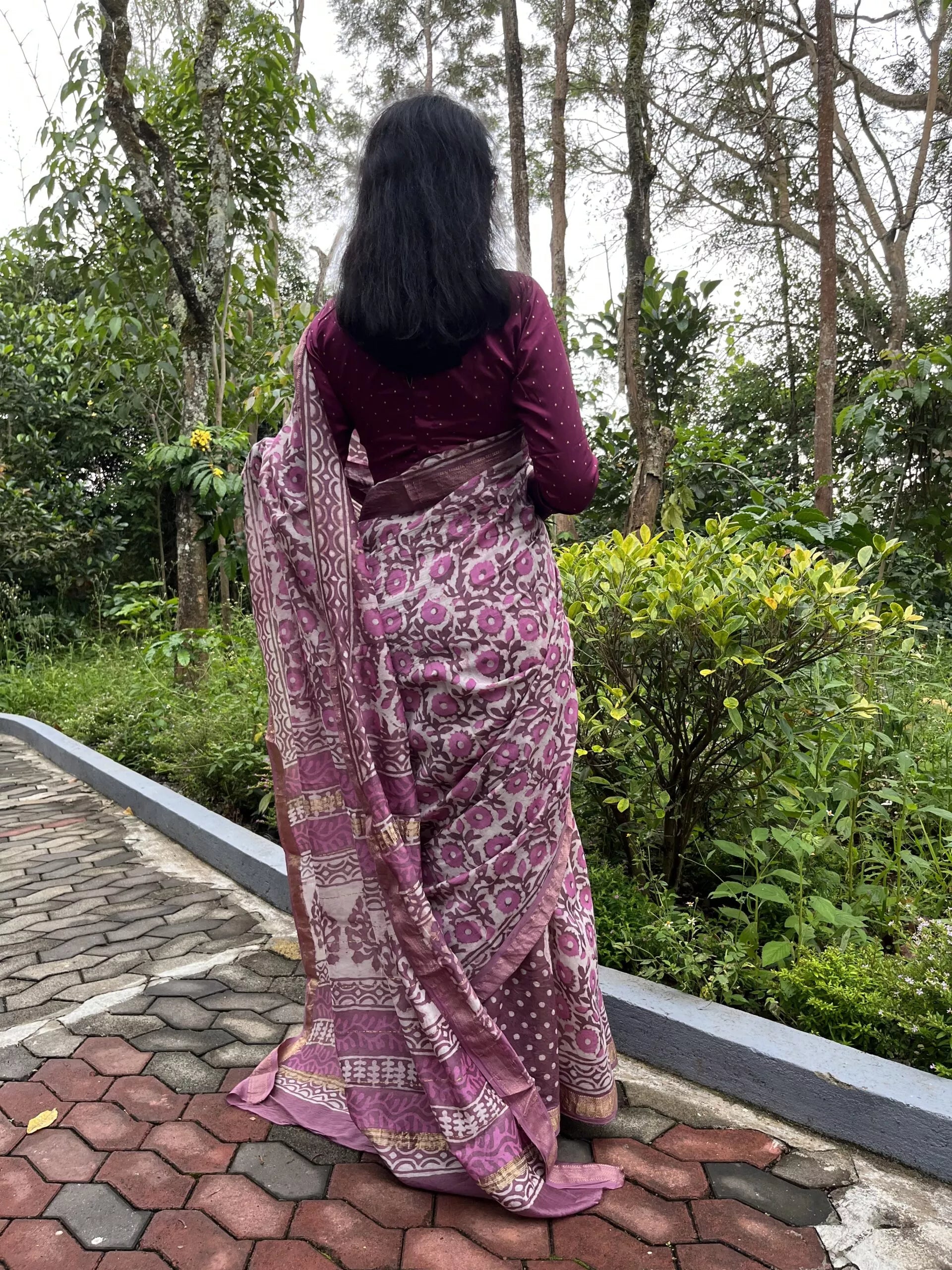 Maheswari Silk Cotton Bagru Printed Saree With Zari Border, Pink, SS1012