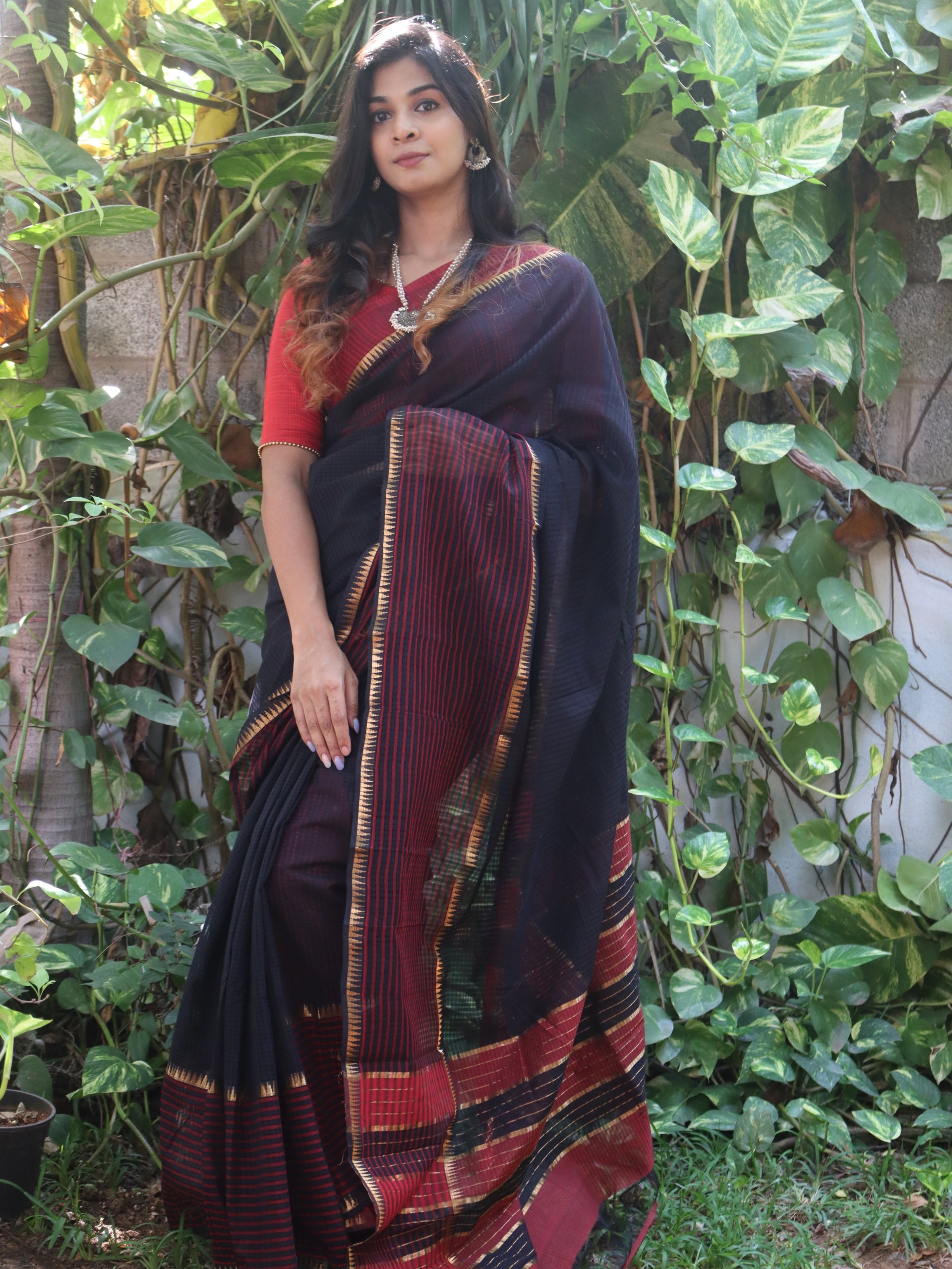 Pure Cotton Mangalagiri Saree with Self Checks & Striped Border, Black - Red, SR1028