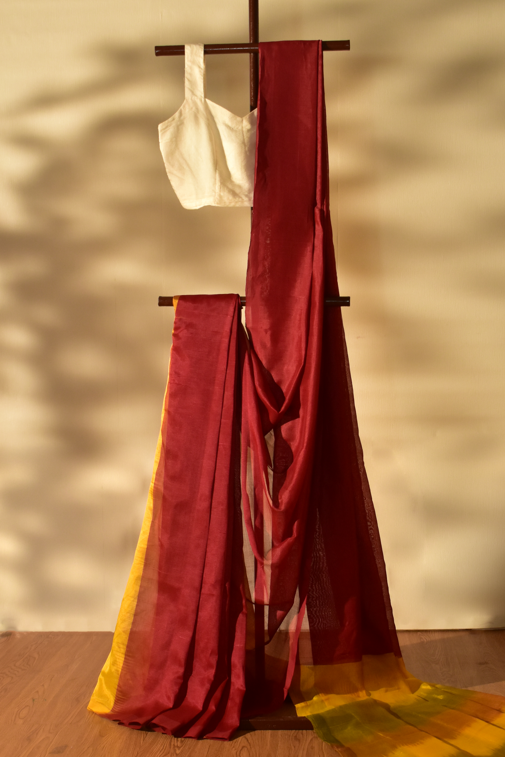 Poppy Maroon with Ikkat Pallu Cotton Saree in Mangalgiri Handwoven Silk, SS1025