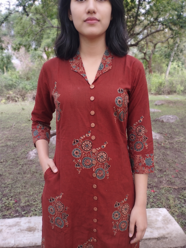 Ajrakh Cotton Straight Cut Kurta with Wooden Button and Collar Details & Pockets , Maroon , KA1068