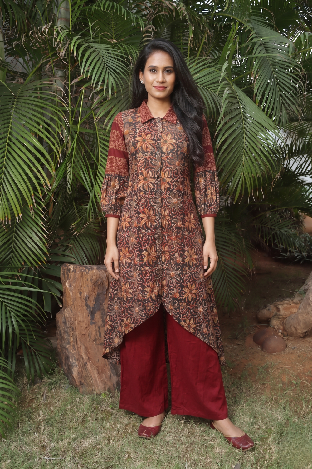 Kalamkari Cotton A line Kurta with Pleated Sleeves, Collar & Wooden Button Details ,Shaded black,  KK1071