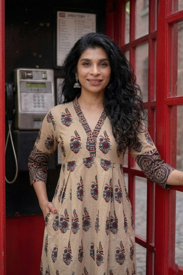 Ajrakh Cotton V Collar Pleated Kurta with Pockets, Ivory , KA1054