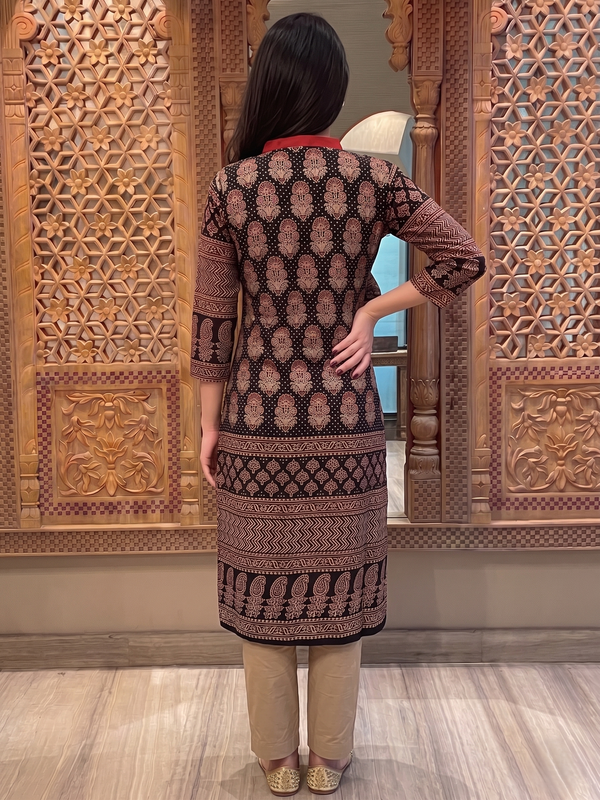 Mashroo Silk V Collar Straight Cut Kurta with Ajrakh Print & 3/4 Sleeves  , Black, KS1007