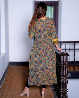 Ajrakh Cotton Y neck Straight cut Kurta with 3/4 Sleeves , Bottle Green, KA1028