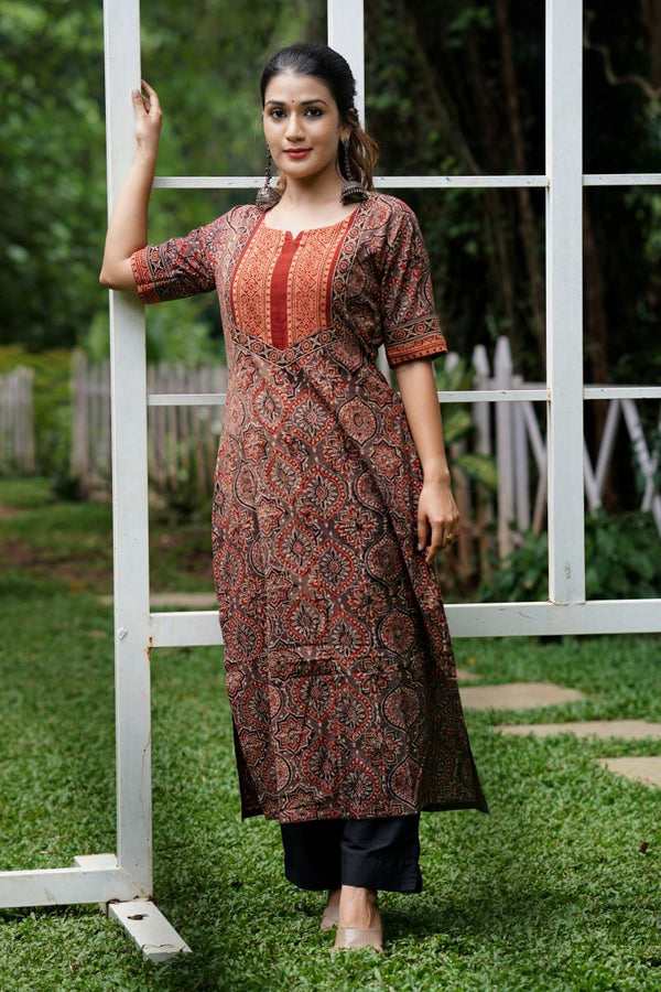 Ajrakh Cotton Y neck Straight Cut Kurta with Half Sleeves, Brown, KA1032