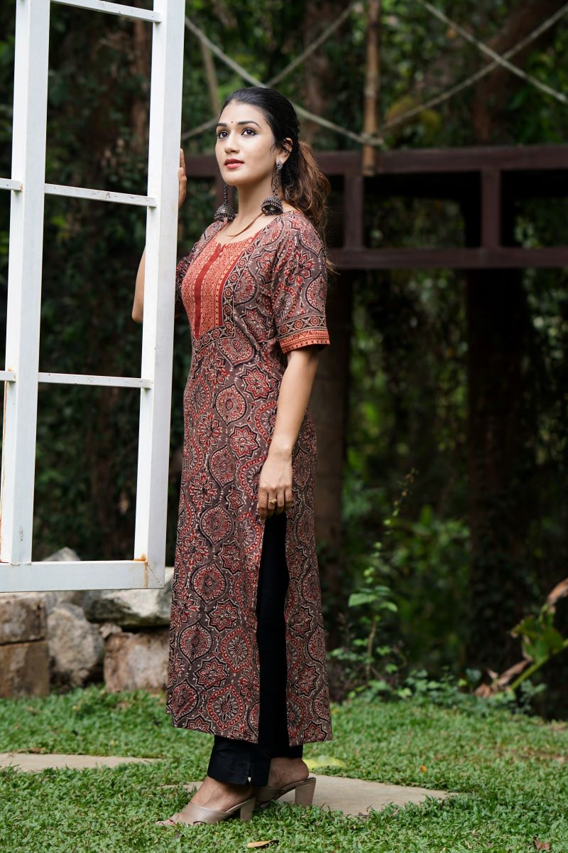 Ajrakh Cotton Y neck Straight Cut Kurta with Half Sleeves, Brown, KA1032