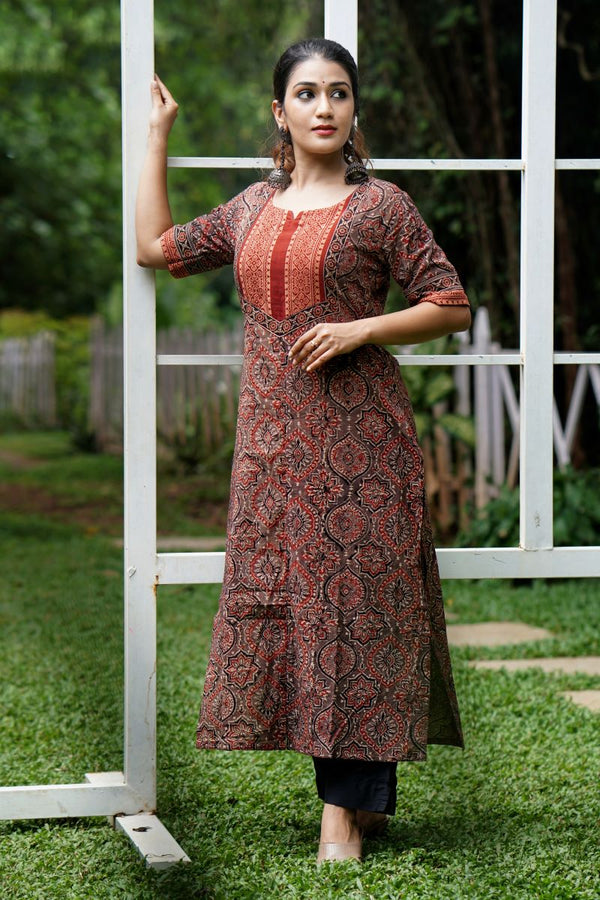 Ajrakh Cotton Y neck Straight Cut Kurta with Half Sleeves, Brown, KA1032