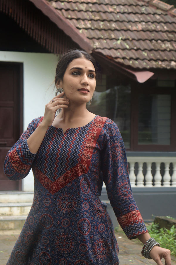 Ajrakh Cotton Y Neck Straight Cut Kurta with 3/4 Sleeves, Indigo Blue, KA1037