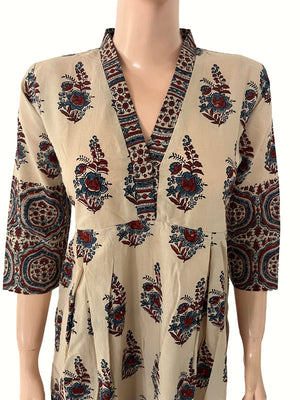 Ajrakh Cotton V Collar Pleated Kurta with Pockets, Ivory , KA1054