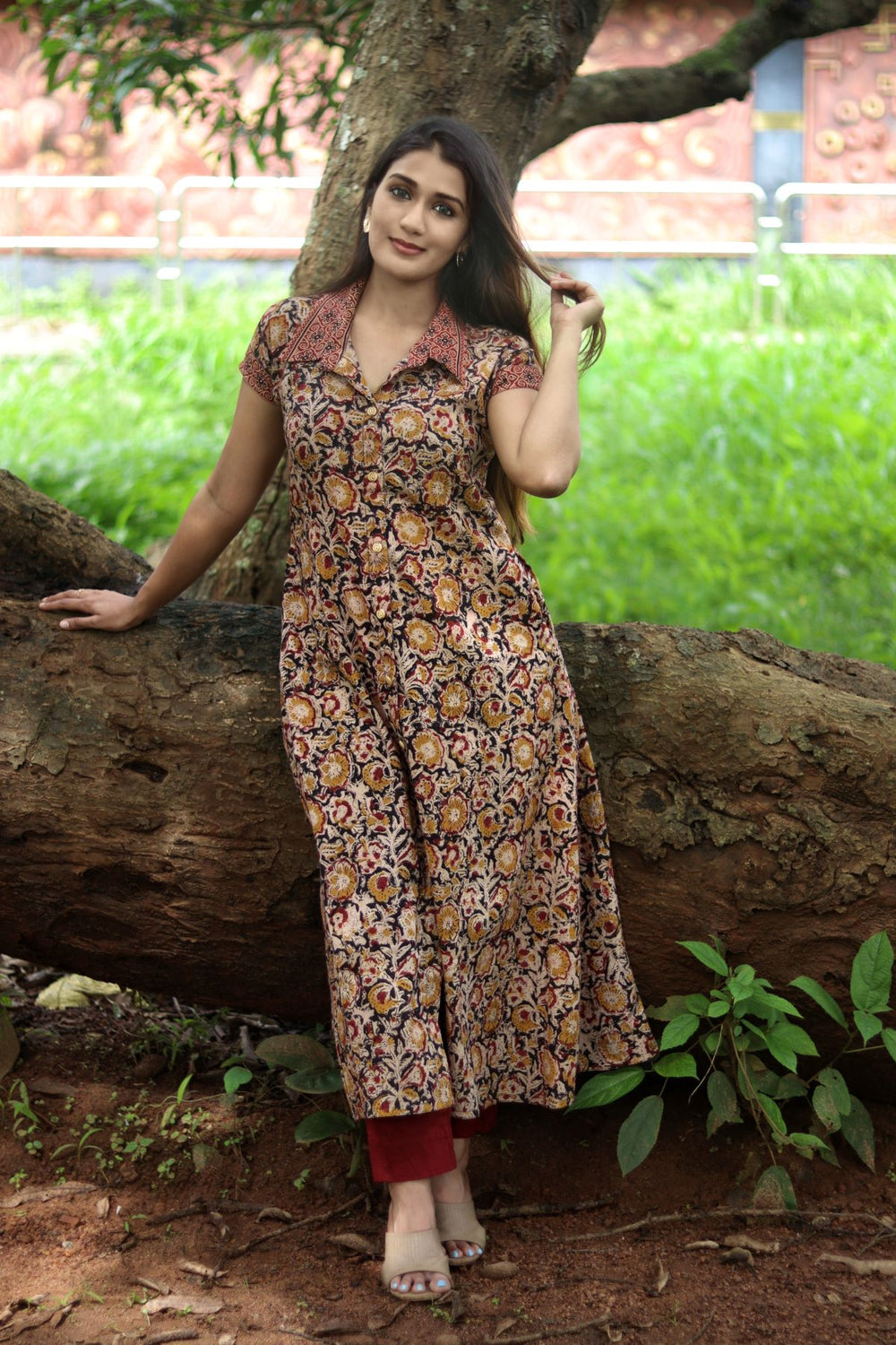 Kalamkari Cotton A line Shirt Collar Kurta with Wooden Button Details & Mega Sleeves, Black, KK1090