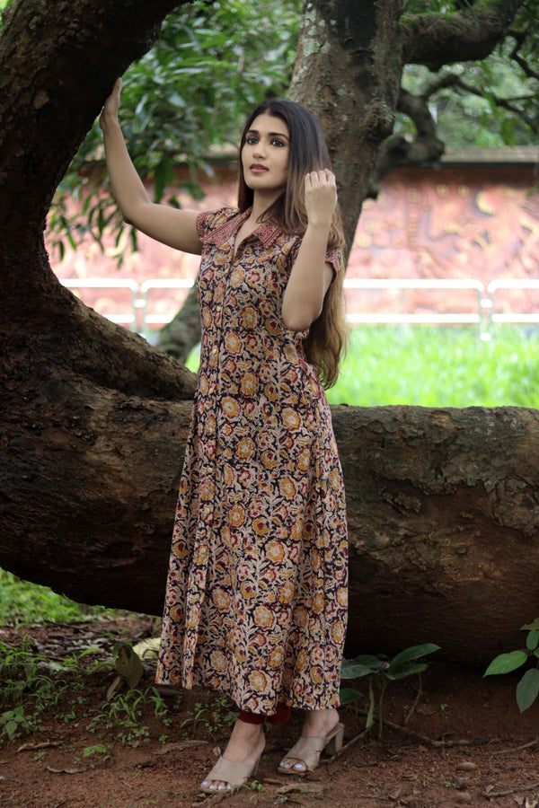 Kalamkari Cotton A line Shirt Collar Kurta with Wooden Button Details & Mega Sleeves, Black, KK1090