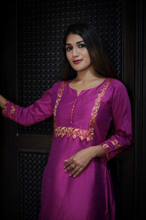 Semi Raw Silk Y Neck Straight Cut Kurta with Banarasi Brocade Patches,  Potli Button Details & Lining, Majentha , KS1003