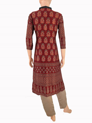 Mashroo Silk V Collar Straight Cut Kurta with Ajrakh Print & 3/4 Sleeves  , Maroon, KS1006