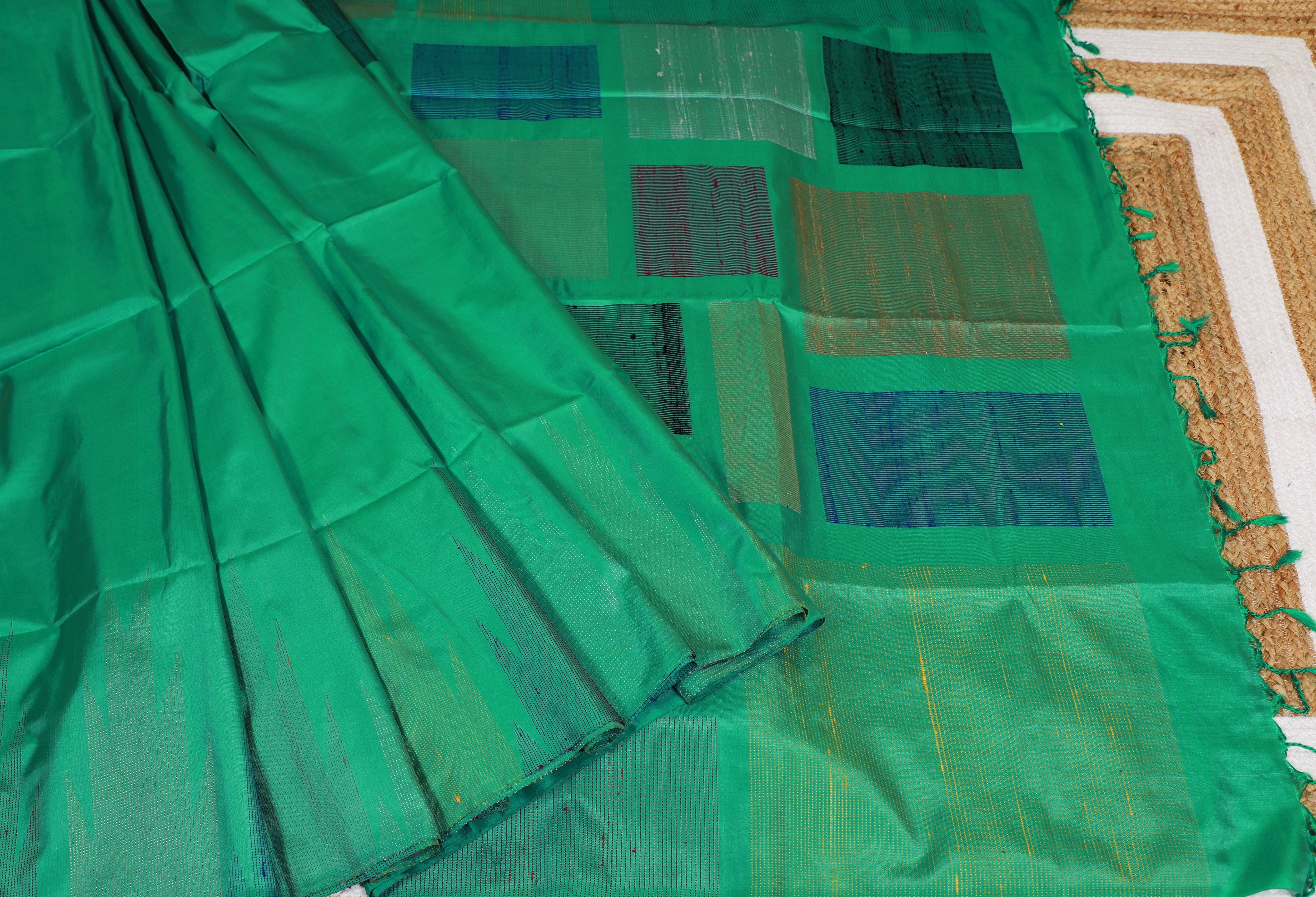 Pure Kanchipuram Soft Silk Saree with Dupion Thread Woven Border & Pallu, Temple Border & Plain Running Blouse Piece, Pista Green,   SK1007