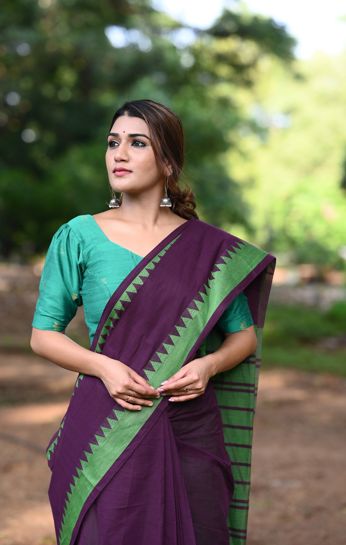 Handloom Pure Cotton Mangalgiri Saree with Woven Thread Border, Purple, SR1047
