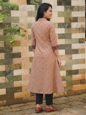 Ajrakh Printed Modal Silk Straight Cut Kurta with Coat Collar, Lace detailing  & Pockets, Peach, KS1016
