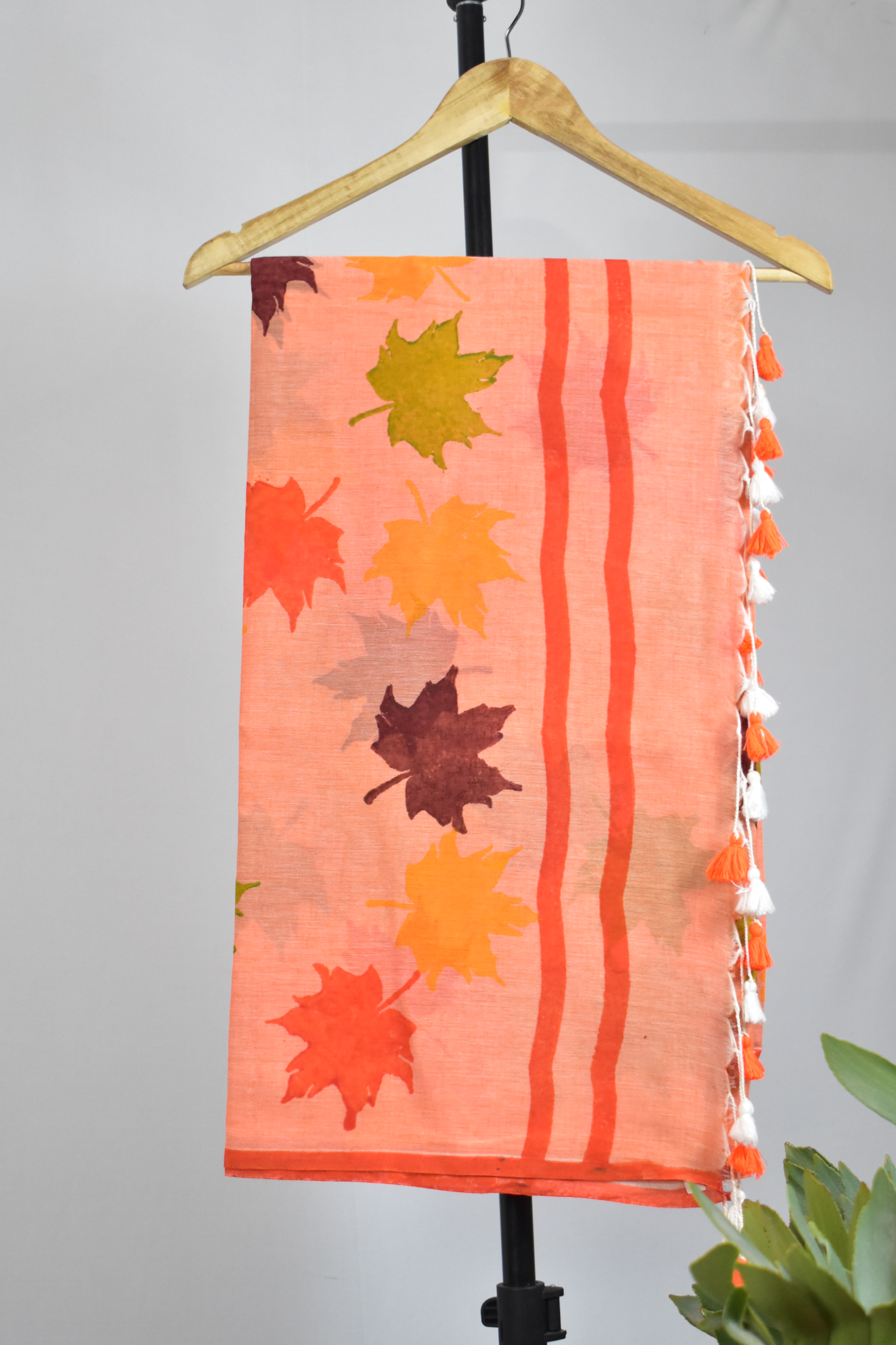 Handloom Soft Cotton Saree with Block Prints & Tassles, Peach, SR1002