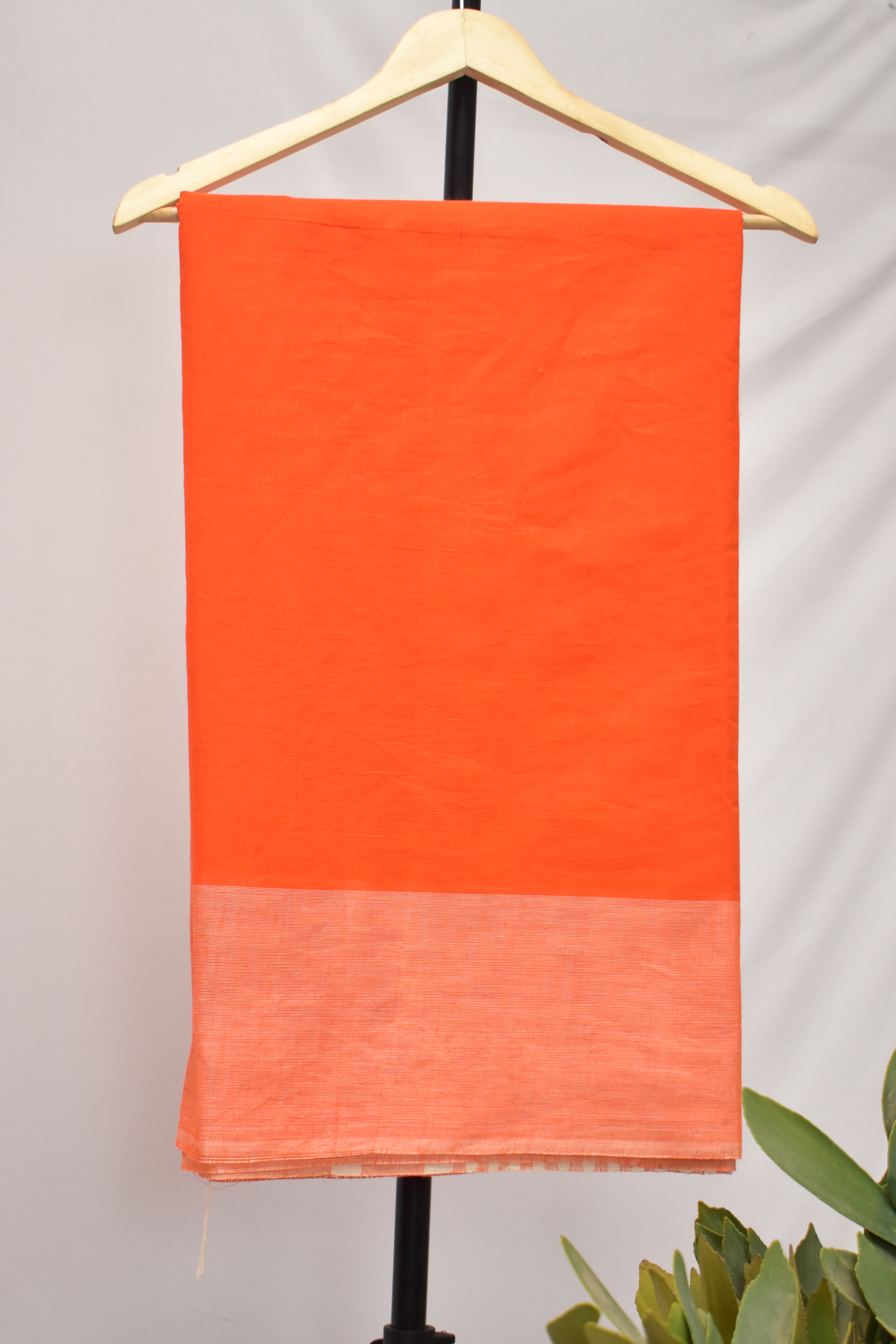 Pure Handloom Mangalgiri Cotton Saree with Contrast Border,  Orange,  SR1041