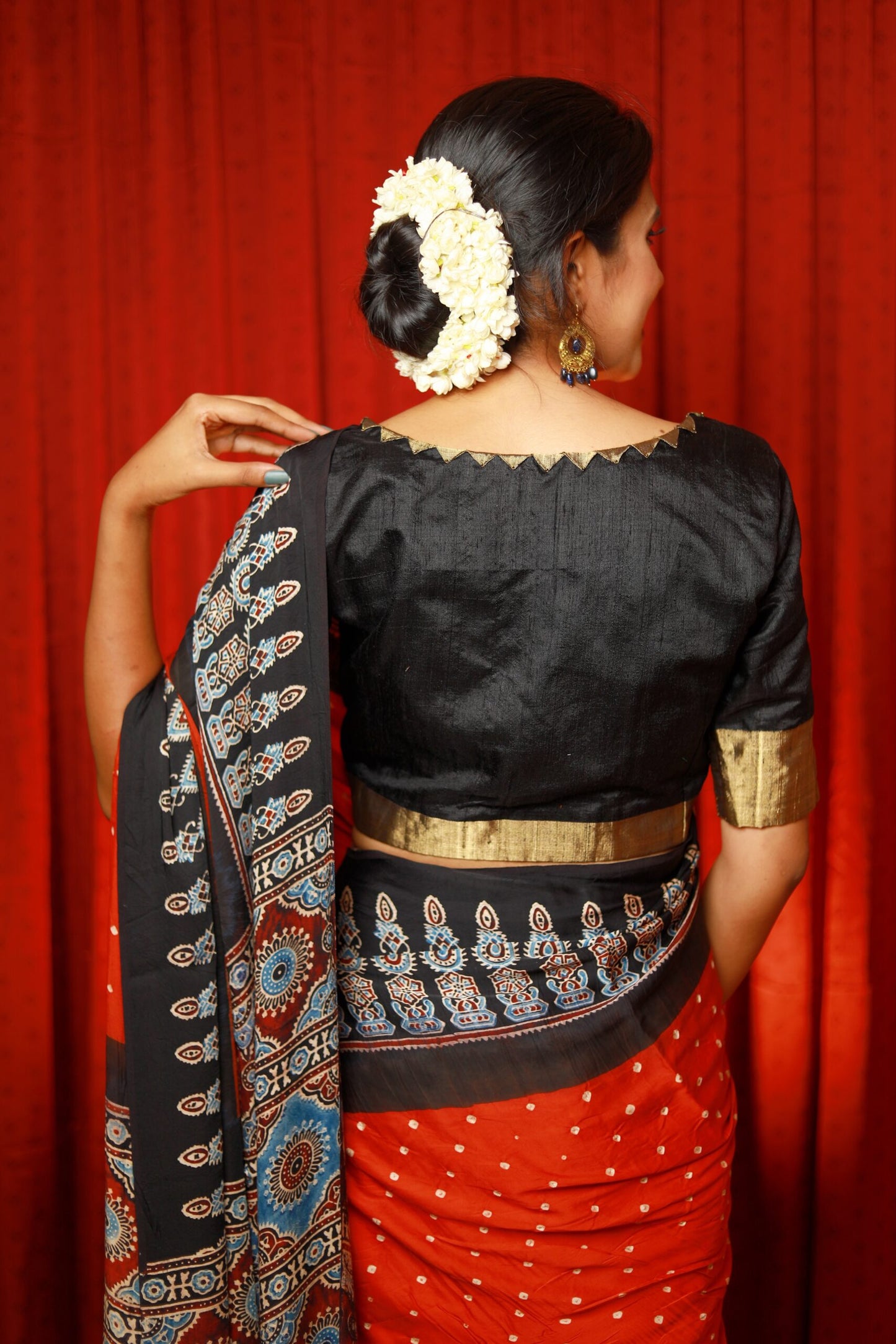 Pure Raw Silk  Roundneck Blouse with Zari Border,  Beads Details  & Lining   Black,  BS1142