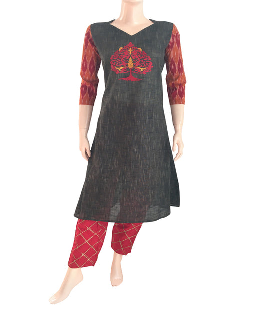 Embroidered Handloom Cotton Sweetheart neck Kurta with Ikat Sleeves, Grey, KH1031