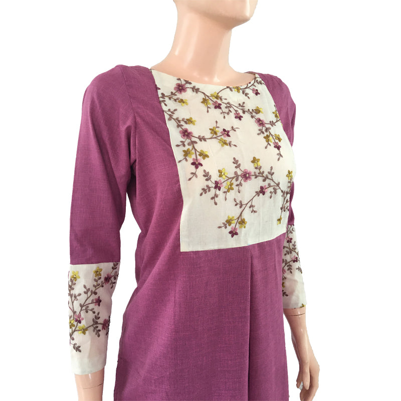 Tussar Cotton  Boatneck Pleated Kurti with Embroidery Patches,  Mauve color, KW1019