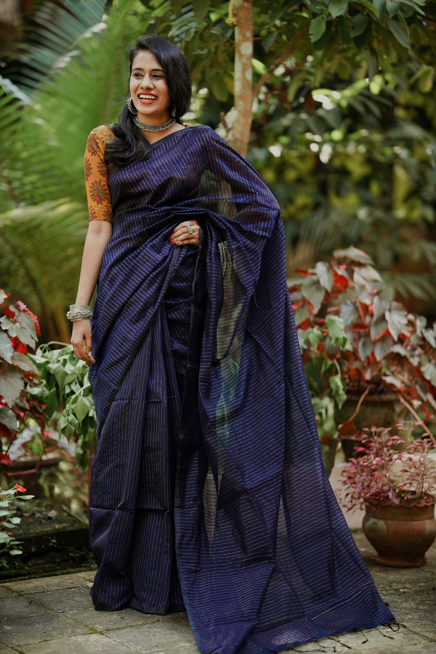 Handloom Mul Cotton Saree with Woven Zari Stripes & Tassles, Navy blue, SR1008