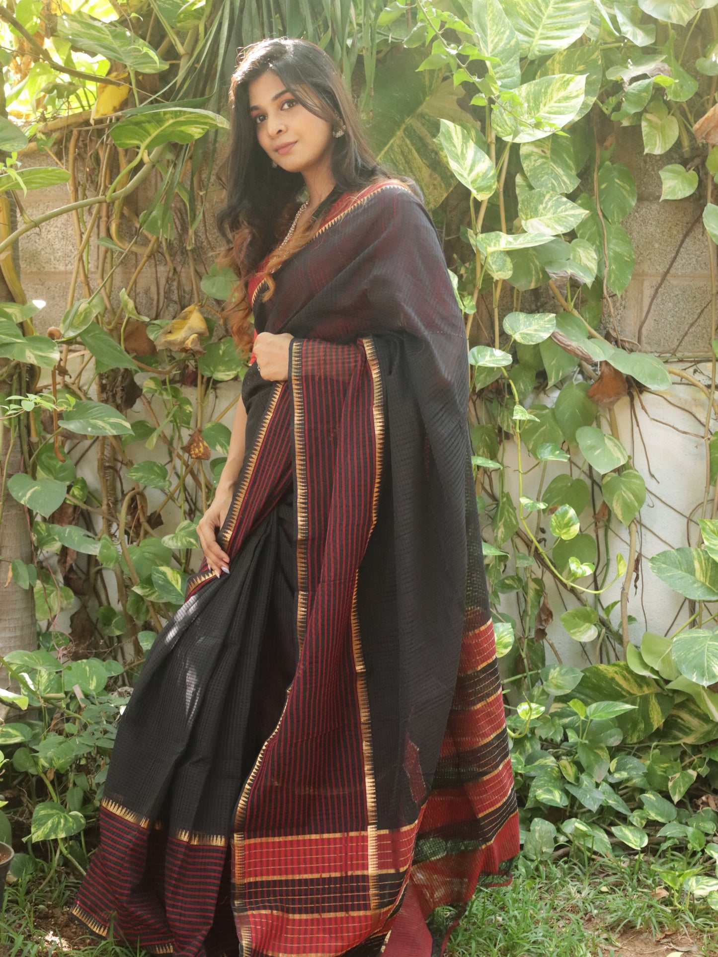 Pure Cotton Mangalagiri Saree with Self Checks & Striped Border,  Black - Red, SR1028