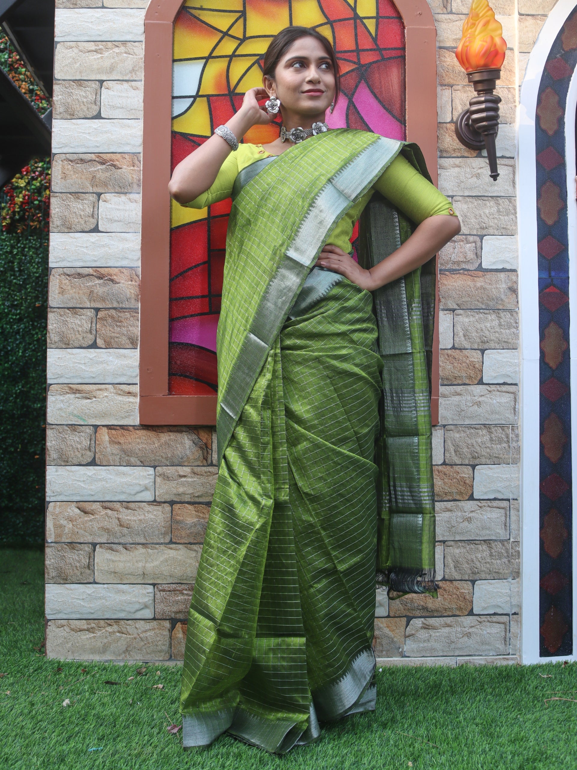 Mangalgiri  Handwoven  Pure Silk Saree with Silver Zari Checks & Border,  Olive Green, SS1010