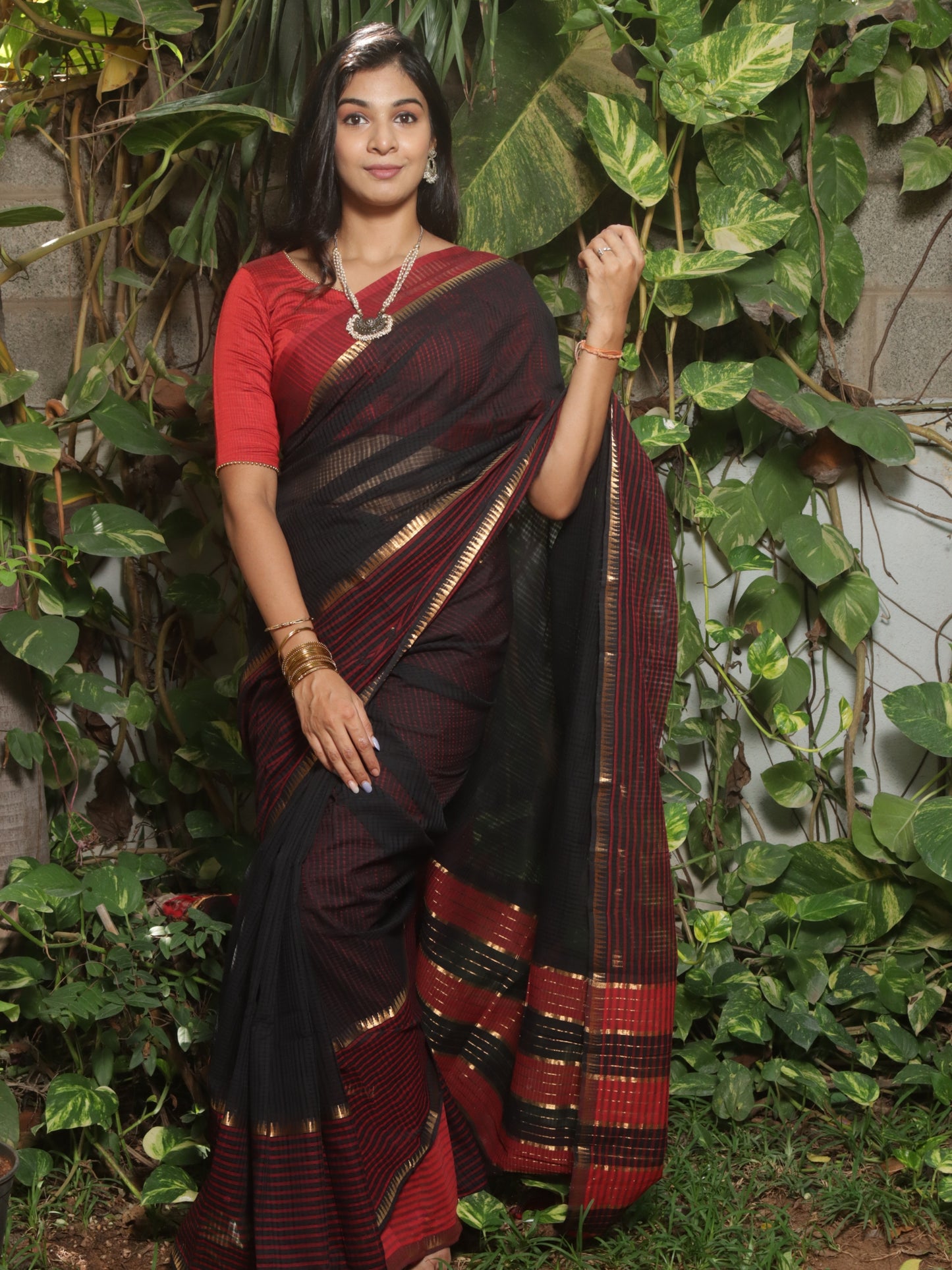 Pure Cotton Mangalagiri Saree with Self Checks & Striped Border,  Black - Red, SR1028