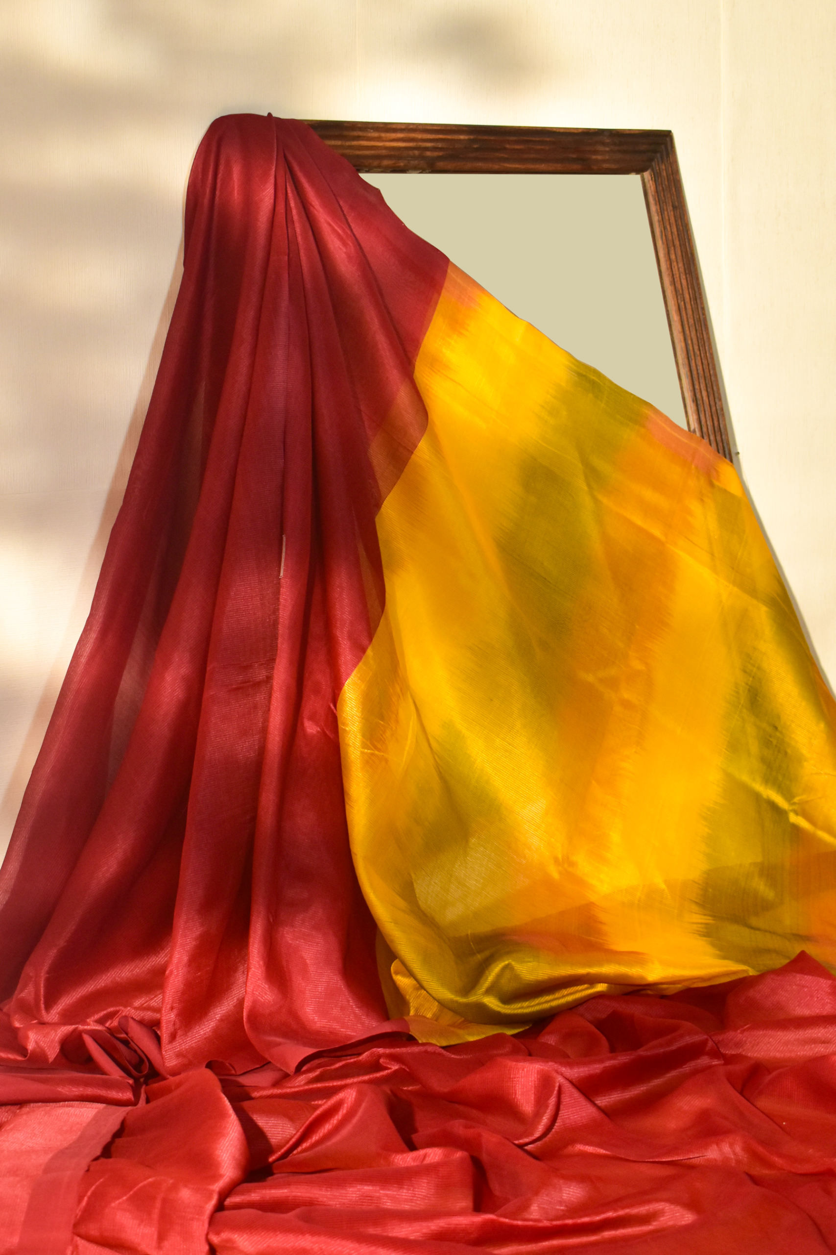 Poppy Maroon with Ikkat Pallu Cotton Saree in Mangalgiri Handwoven Silk, SS1025